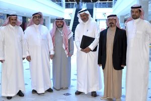 مساعد مدير عام التنمية الاجتماعية بالشرقية يزور الجمعية التعاونية الاستهلاكية لموظفي KJO