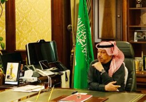 محافظ الخفجي يستقبل الأمين العام لمجلس الجمعيات التعاونية